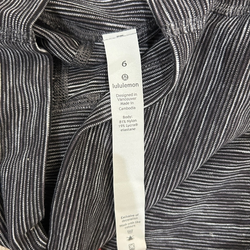 Lululemon Black and White Stripe Leggings - Picture 4 of 4